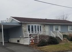 Pre-foreclosure in  CASTLE HEIGHTS AVE Pennsville, NJ 08070