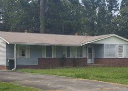 Pre-foreclosure Listing in HEATHCOTE CIR SAVANNAH, GA 31405