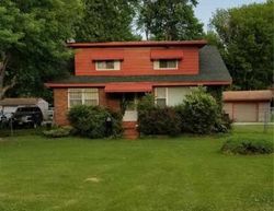 Pre-foreclosure Listing in GOELZ DR EAST SAINT LOUIS, IL 62203