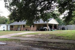 Pre-foreclosure in  WILLOW ST Saint Francisville, LA 70775