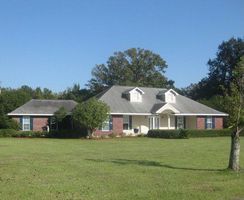 Pre-foreclosure in  CHEN BLANC LN Gonzales, LA 70737