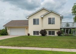 Pre-foreclosure Listing in PINEVIEW DR BECKER, MN 55308