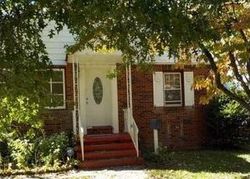 Pre-foreclosure in  HOLLINSHED AVE Pennsauken, NJ 08110