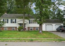Pre-foreclosure in  ROBBINS ST Brick, NJ 08724