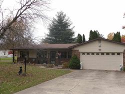 Pre-foreclosure in  ORCHARD HEIGHTS DR Spencer, IN 47460