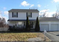 Pre-foreclosure in  OAK HILL DR Johnston, RI 02919