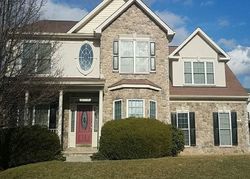 Pre-foreclosure in  SILVER MAPLE CIR Seven Valleys, PA 17360