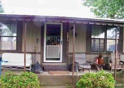 Pre-foreclosure Listing in MANOR RD RED LION, PA 17356