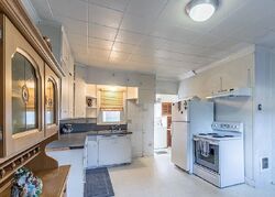 Pre-foreclosure in  S C ST Tacoma, WA 98408