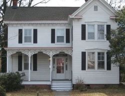 Pre-foreclosure in  NEWPORT NEWS AVE Hampton, VA 23669