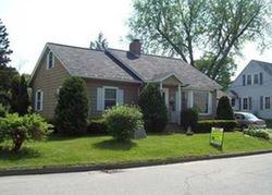 Pre-foreclosure Listing in PURINTON AVE AUGUSTA, ME 04330