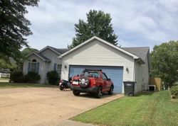 Pre-foreclosure in  BURCH PARK DR Evansville, IN 47725