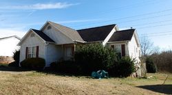 Pre-foreclosure Listing in QUEENSBURY WAY SPARTANBURG, SC 29302