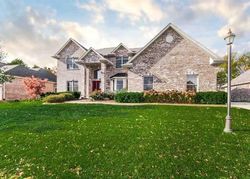 Pre-foreclosure in  N STONE CREEK DR Dunlap, IL 61525