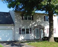 Pre-foreclosure Listing in NATALIE LN LEBANON, PA 17042