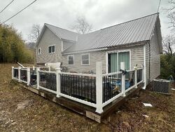 Pre-foreclosure in  VILLAGE WAY Fairmont, WV 26554