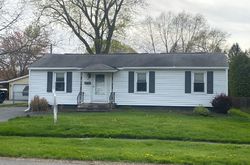 Pre-foreclosure in  KINNE ST East Syracuse, NY 13057