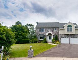  Barnes Ln, Toms River NJ