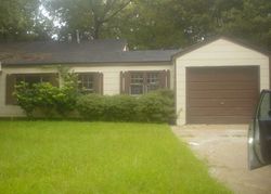 Pre-foreclosure Listing in GARLAND AVE JACKSON, MS 39212