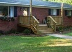 Pre-foreclosure in  REDBUD DR Starkville, MS 39759
