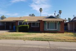 Pre-foreclosure in  W STELLA LN Phoenix, AZ 85019