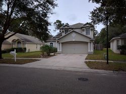Pre-foreclosure in  SOMERSTONE DR Valrico, FL 33594