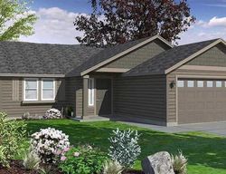 Pre-foreclosure in  GREENFIELD PL Caldwell, ID 83607