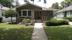 Pre-foreclosure in  N RAYNOR AVE Joliet, IL 60435