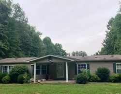 Pre-foreclosure Listing in KENNEDY MOTT RD NW DEPAUW, IN 47115