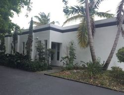 Pre-foreclosure in  NE 18TH AVE Miami, FL 33179