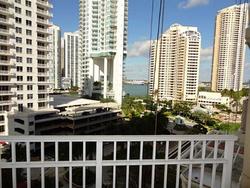 Pre-foreclosure in  BRICKELL KEY BLVD  Miami, FL 33131