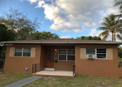 Pre-foreclosure in  NW 131ST ST Miami, FL 33168