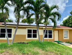 Pre-foreclosure in  NE 11TH CT Miami, FL 33162