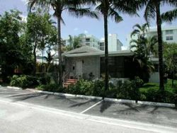 Pre-foreclosure in  92ND ST Miami Beach, FL 33154