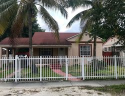 Nw 34th St, Miami FL