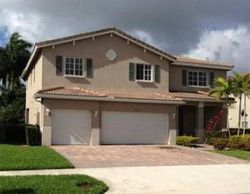 Pre-foreclosure in  NW 204TH ST Miami, FL 33169