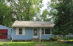 Pre-foreclosure in  COUNTY ROAD J W Saint Paul, MN 55126