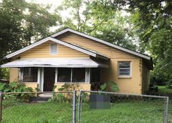 Pre-foreclosure in  GOLDEN AVE Mobile, AL 36617