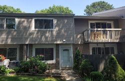 Pre-foreclosure Listing in SPRINGMEADOW DR UNIT J HOLBROOK, NY 11741