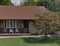 Pre-foreclosure in  WILLIAM ST Bay Shore, NY 11706