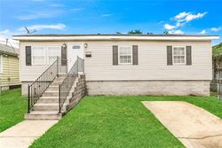 Pre-foreclosure in  SHIRLEY DR New Orleans, LA 70114