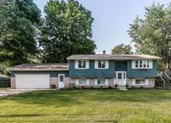 Pre-foreclosure Listing in ROE BLVD MADISON, OH 44057