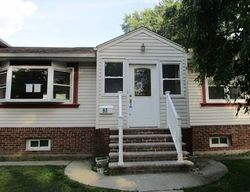  E Woodcliff Ave, Little Falls NJ