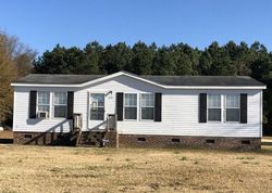 Pre-foreclosure Listing in HAMILTON RD KINSTON, NC 28501