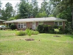 Pre-foreclosure in  WEBLIN ST Spartanburg, SC 29306
