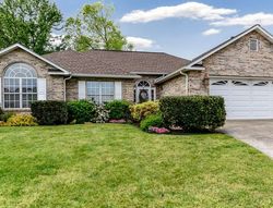 Pre-foreclosure in  MEDINAH CIR Maryville, TN 37801