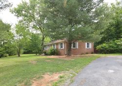 Pre-foreclosure Listing in WALLACE AVE LURAY, VA 22835