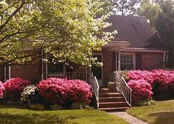 Pre-foreclosure in  E WESTMONT AVE Norfolk, VA 23503