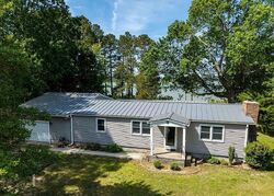 Pre-foreclosure in  SUNSET DR Painter, VA 23420