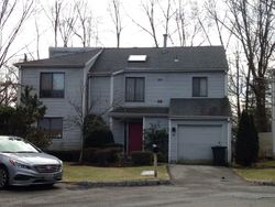 Pre-foreclosure Listing in BROOKWOOD RD NEW ROCHELLE, NY 10804